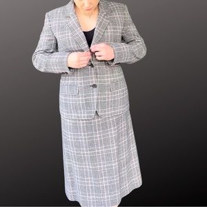 Pendleton wool tweed skirt suit, size 4